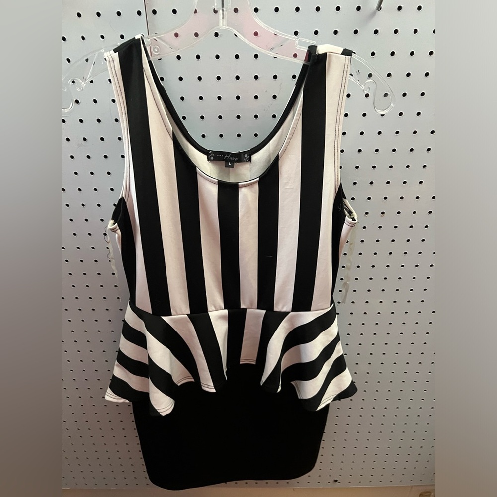 Black and white dress size large